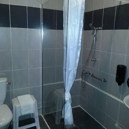 Hotel Le Rouge 2*