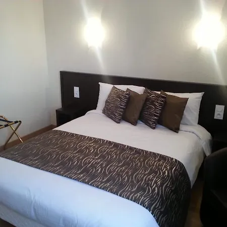 Le Chapeau Rouge Hotel Alencon