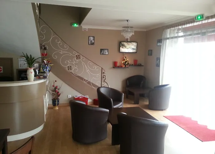 Le Chapeau Rouge Hotel Alencon