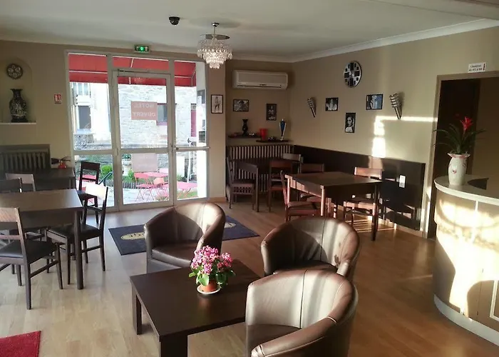 Le Rouge Hotel Alençon